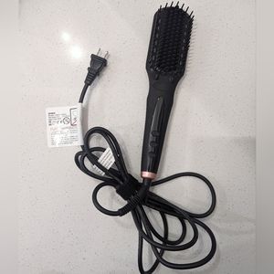 Amika Polished Perfection Straightening Brush